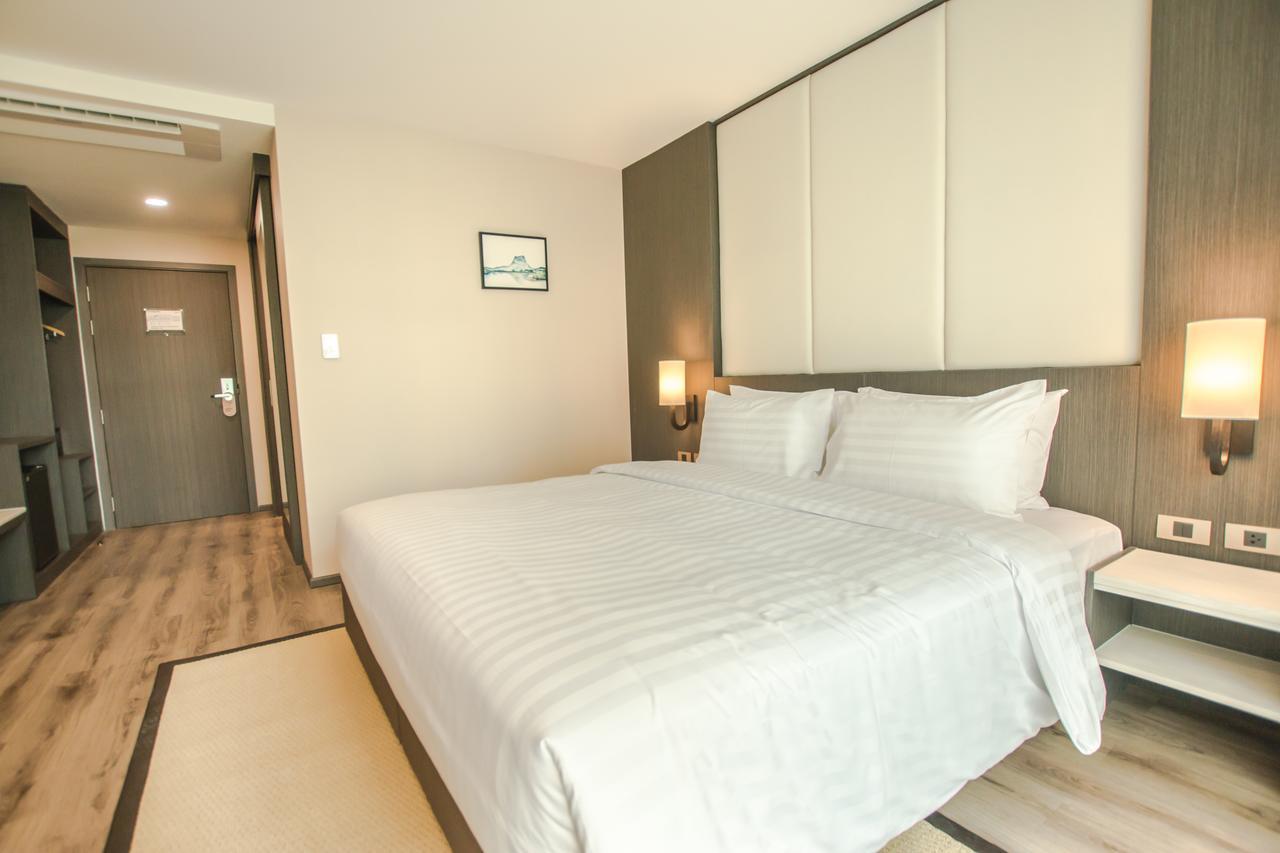 Hotel Mayu Chiang Mai Ngoại thất bức ảnh
